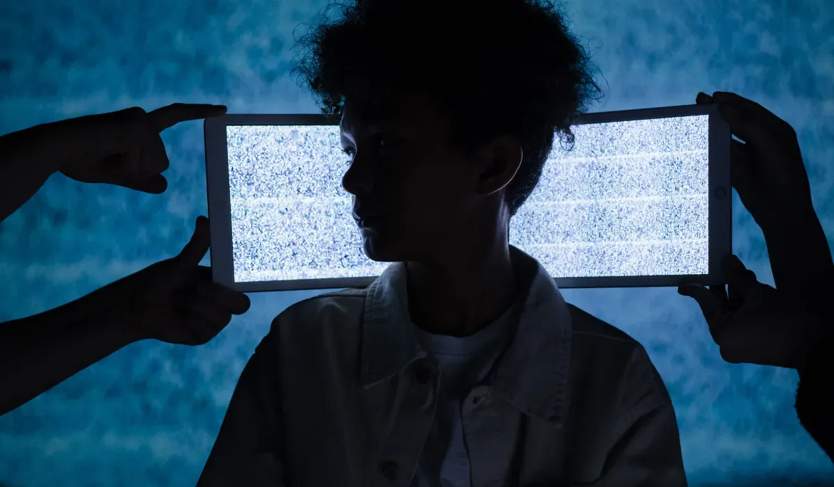 Sigurnost djece na Internetu: Izazov našeg vremena